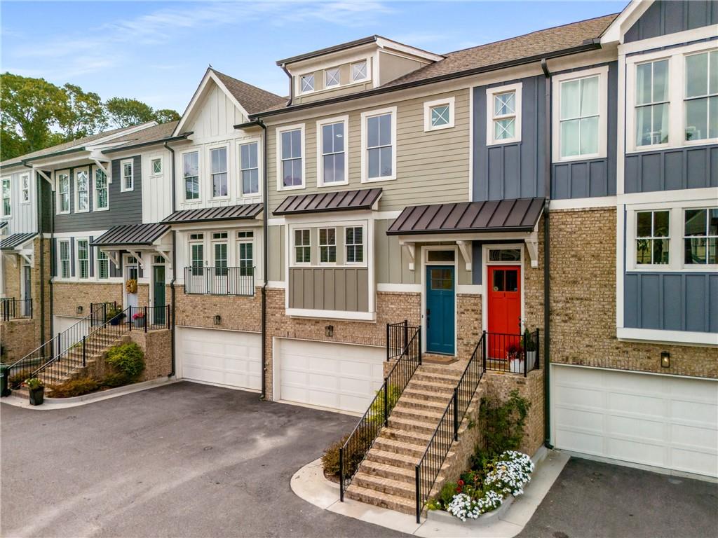 370 THRASHER Street Unit 2