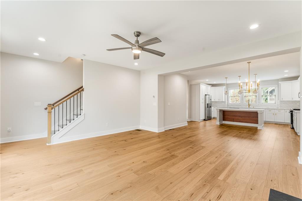 370 THRASHER Street Unit 2