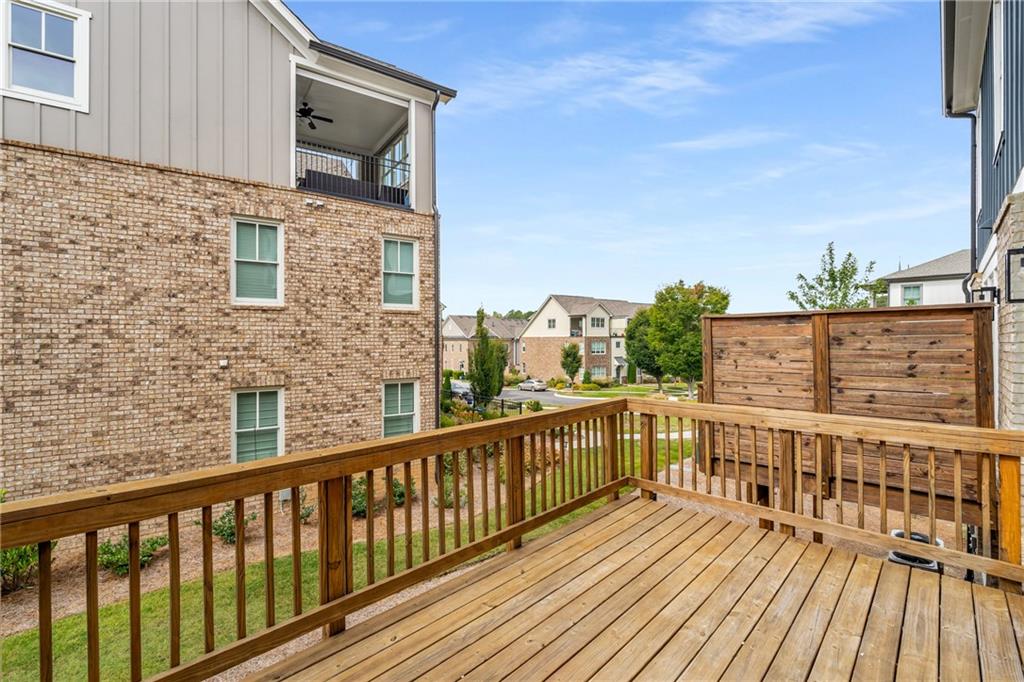 370 THRASHER Street Unit 2
