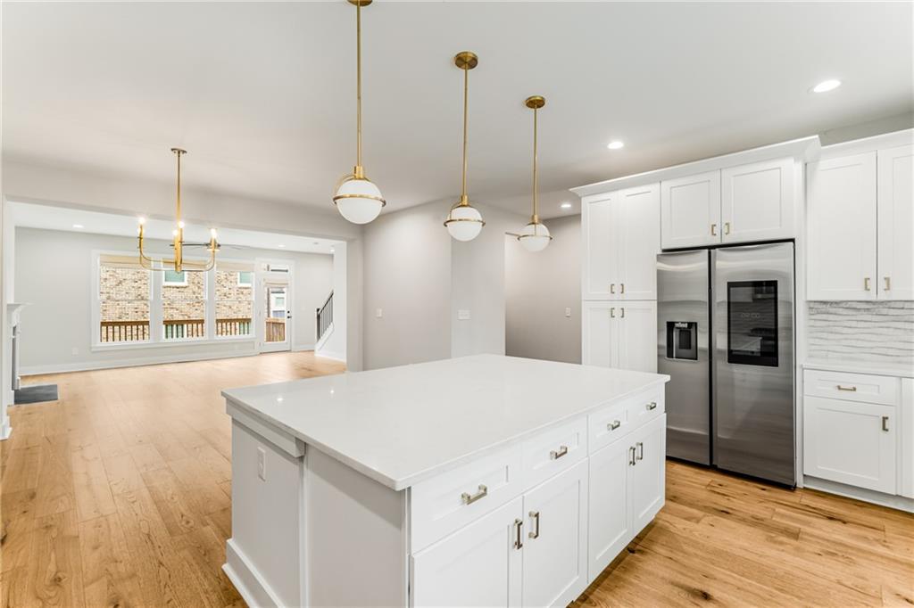 370 THRASHER Street Unit 2