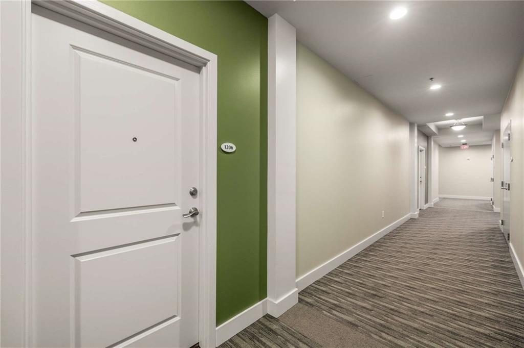 565 Peachtree Street NE Unit 1206