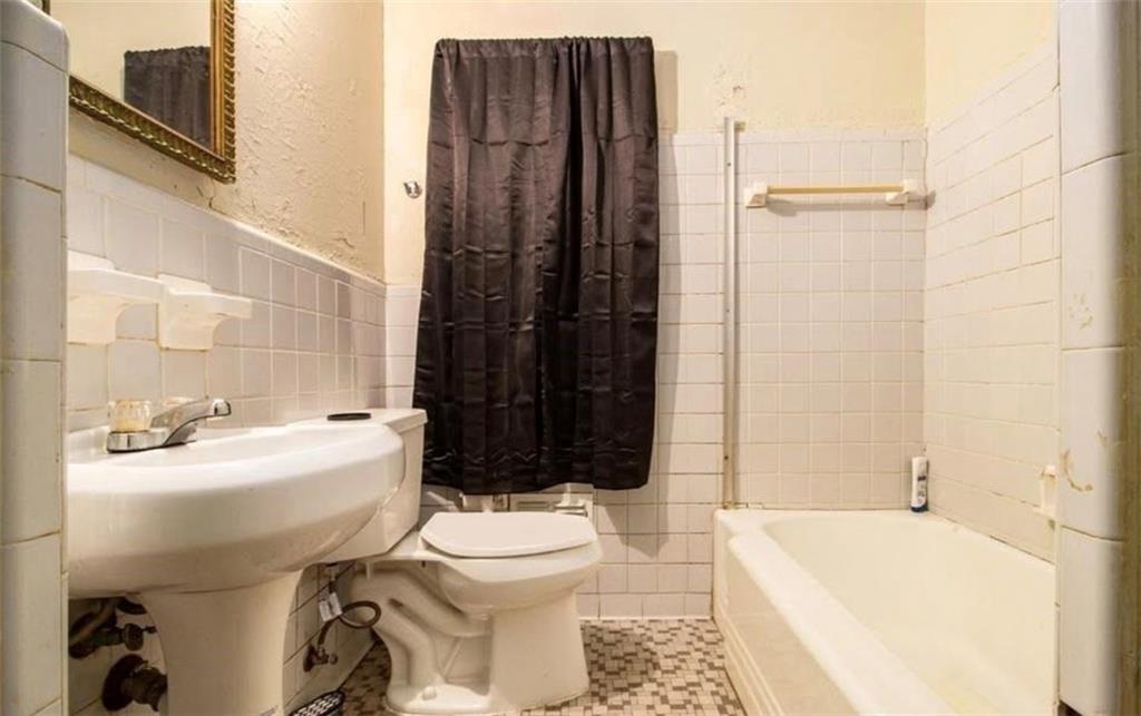 1491 Boulderwoods Drive