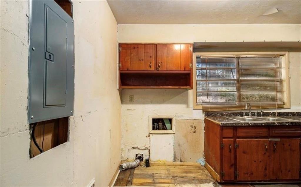 1491 Boulderwoods Drive