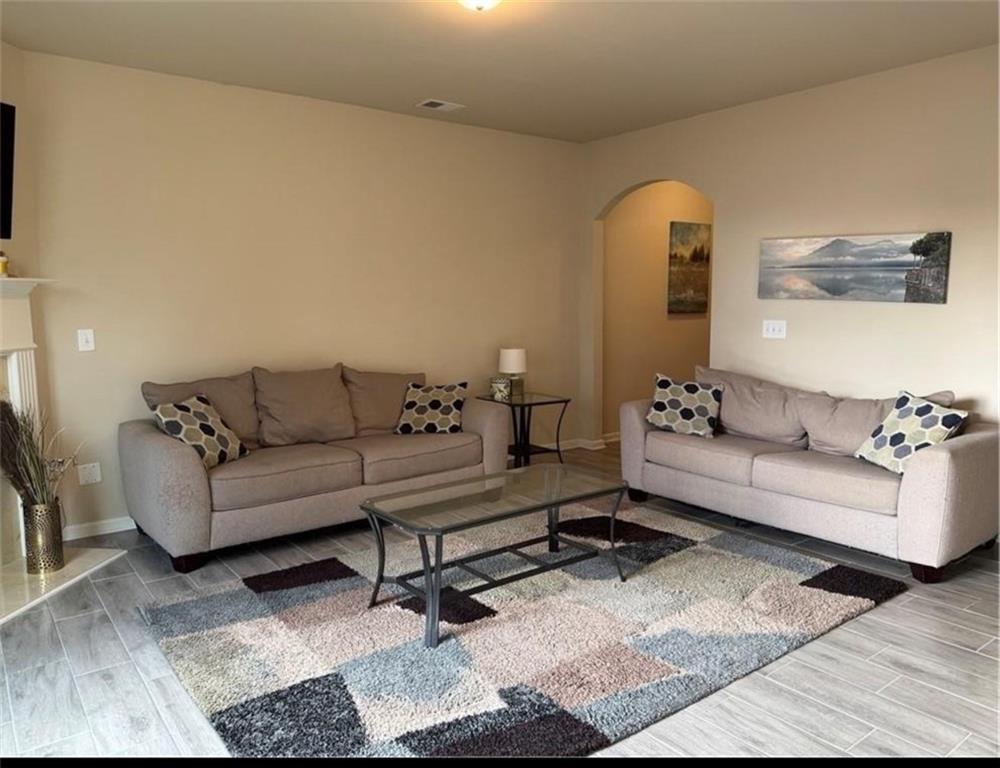 3885 Nixon Grove Drive