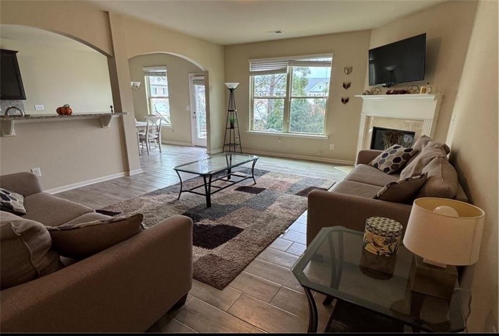 3885 Nixon Grove Drive