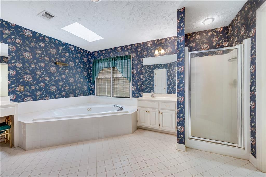 6223 INDEPENDENCE Drive