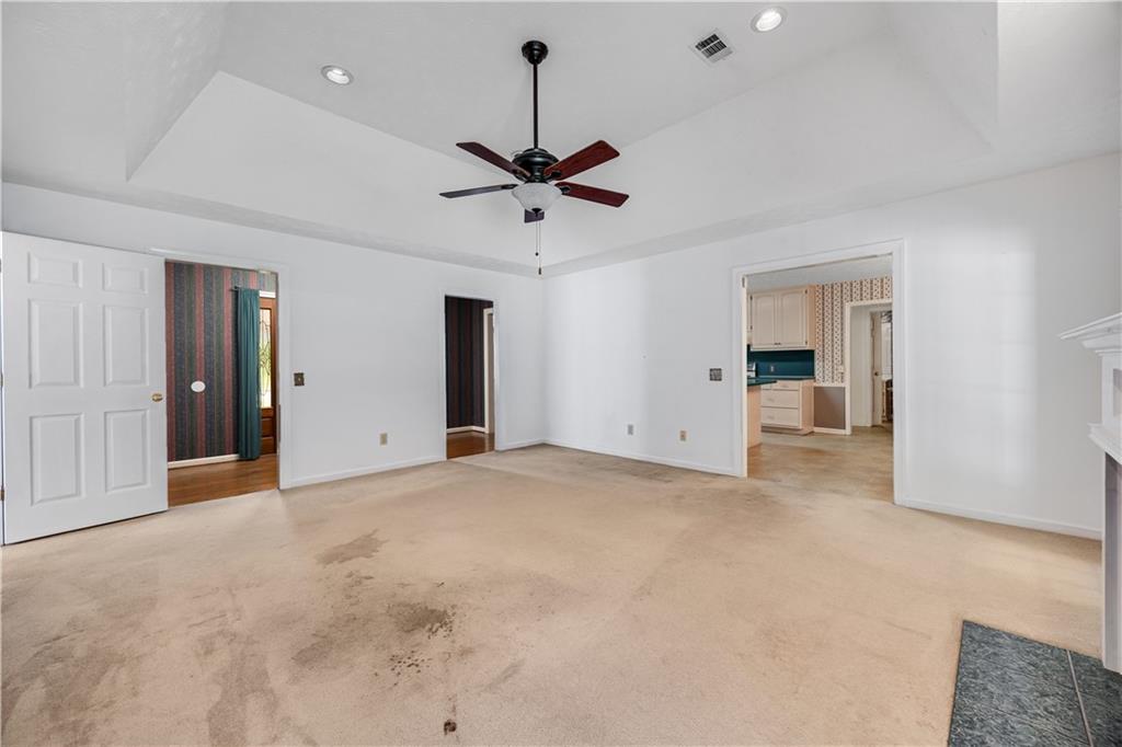 6223 INDEPENDENCE Drive