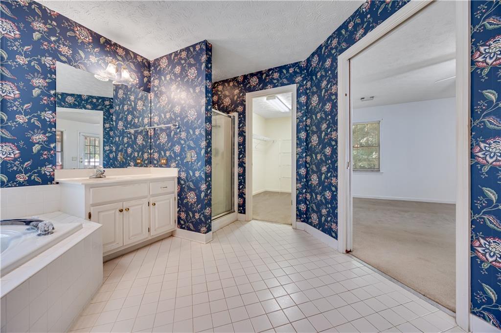 6223 INDEPENDENCE Drive