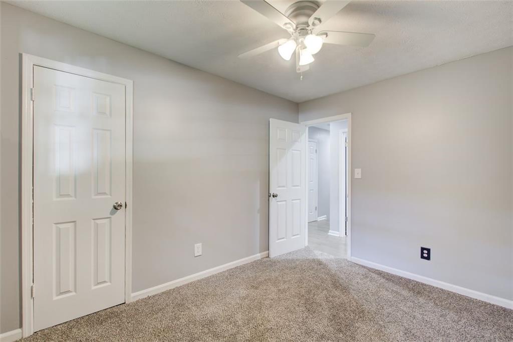 2332 CHEVY CHASE Lane