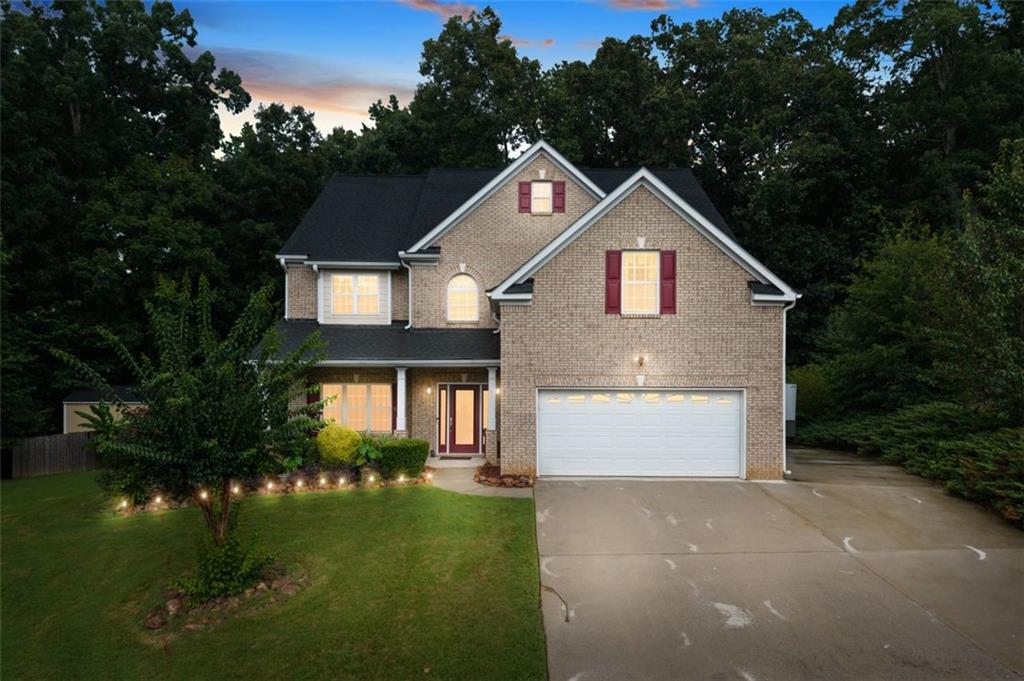 305 MATTHEW Circle