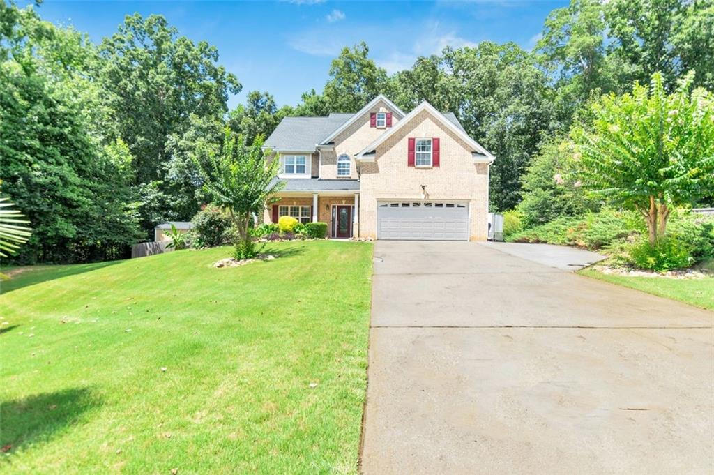 305 MATTHEW Circle