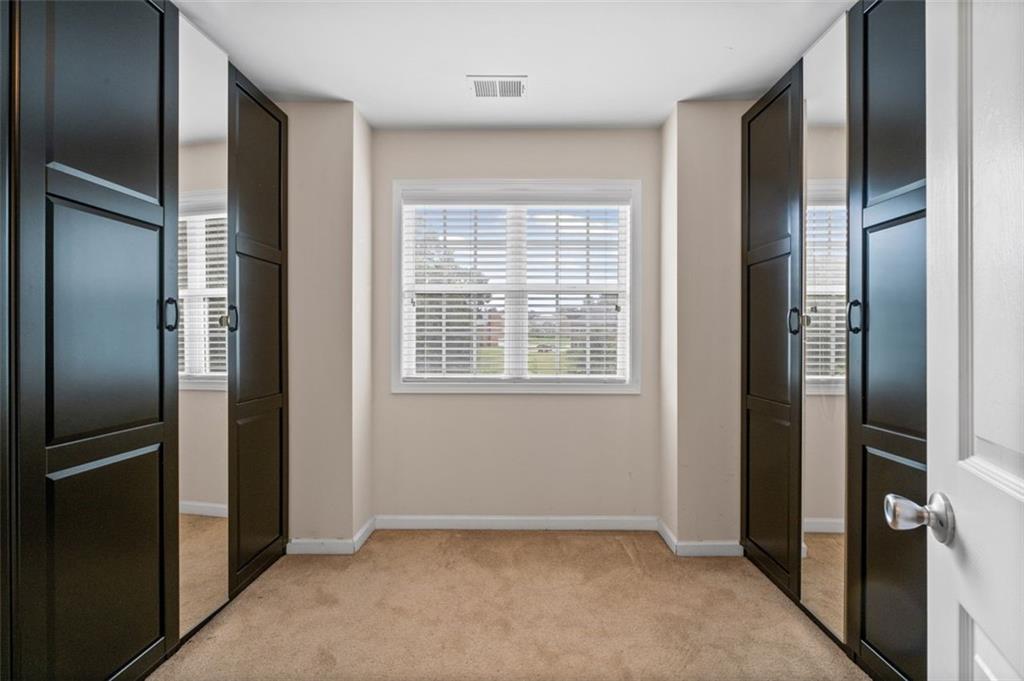 305 MATTHEW Circle