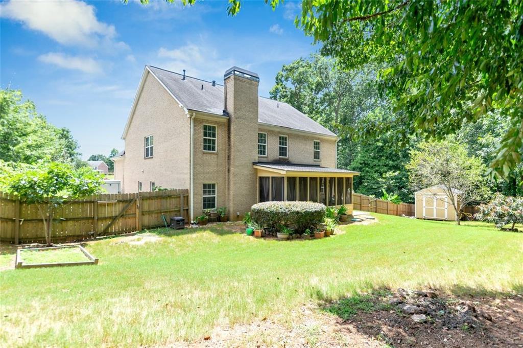 305 MATTHEW Circle