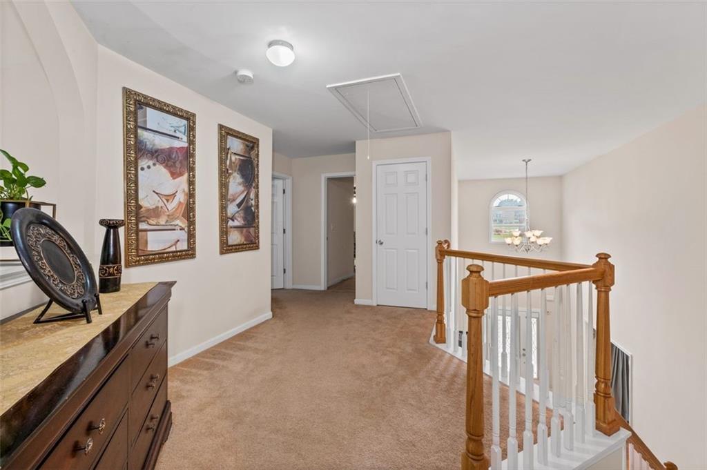 305 MATTHEW Circle