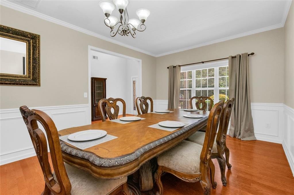 305 MATTHEW Circle