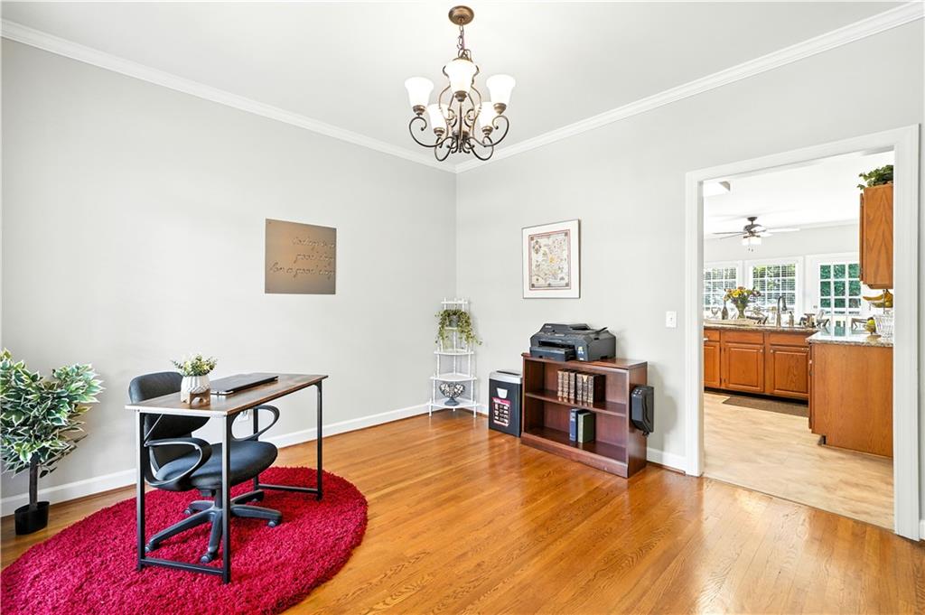 870 FAIRWOOD POINTE NW