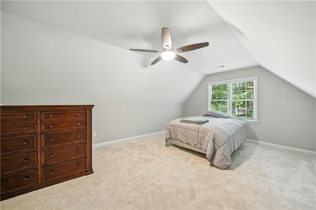 870 FAIRWOOD POINTE NW