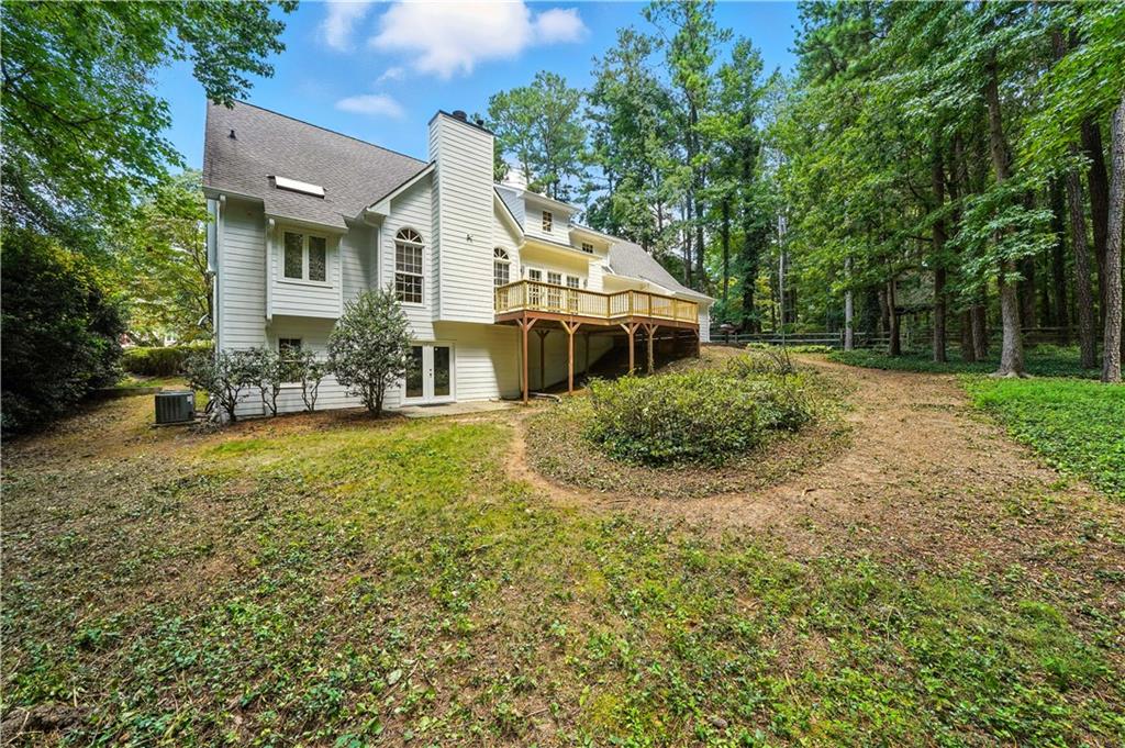 870 FAIRWOOD POINTE NW