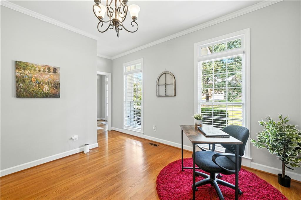 870 FAIRWOOD POINTE NW