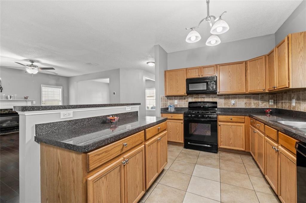 3272 Tiara Circle SW