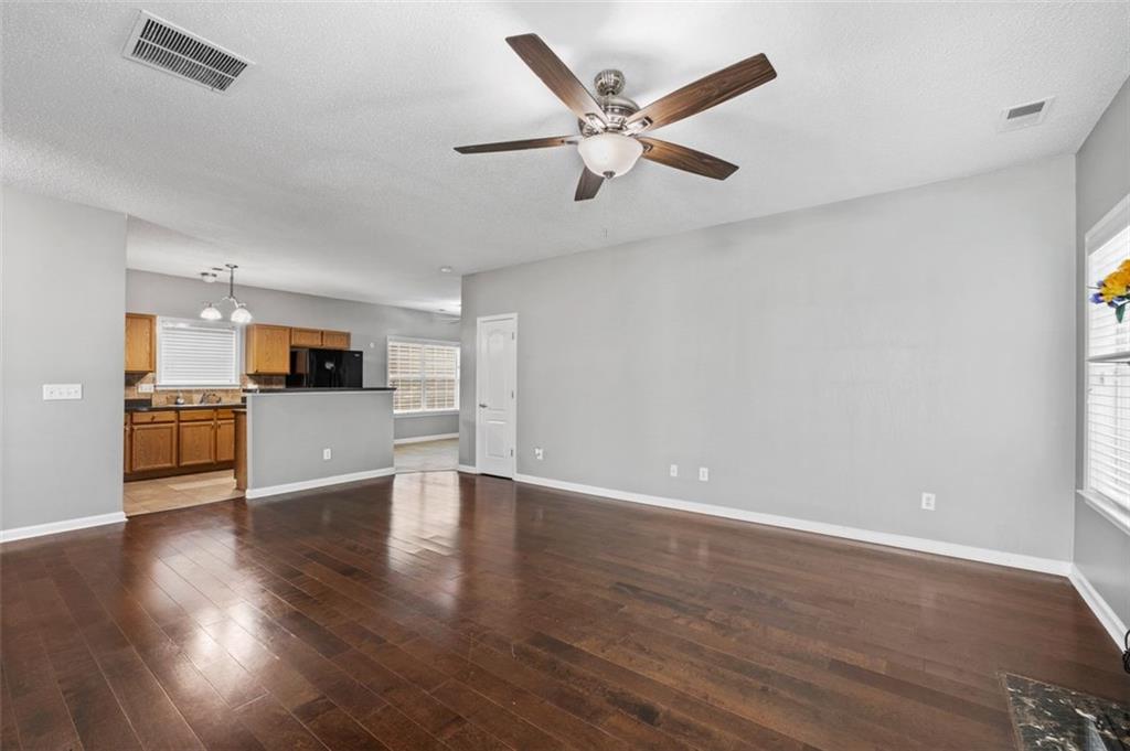 3272 Tiara Circle SW