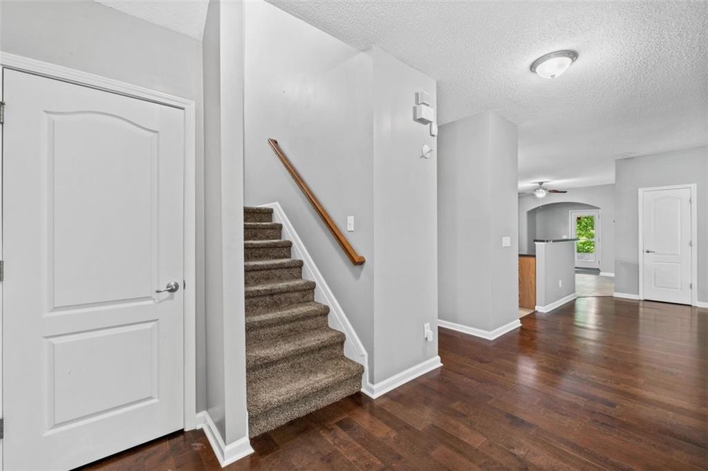 3272 Tiara Circle SW