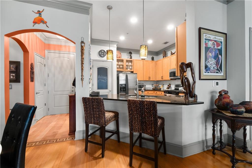 3621 VININGS SLOPE SE Unit 2516