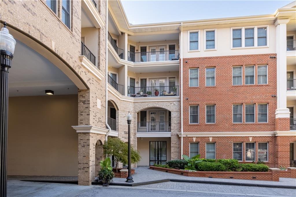 3621 VININGS SLOPE SE Unit 2516