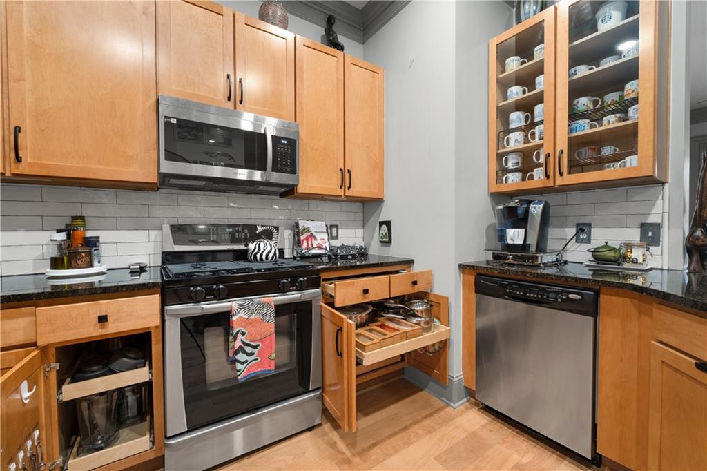 3621 VININGS SLOPE SE Unit 2516