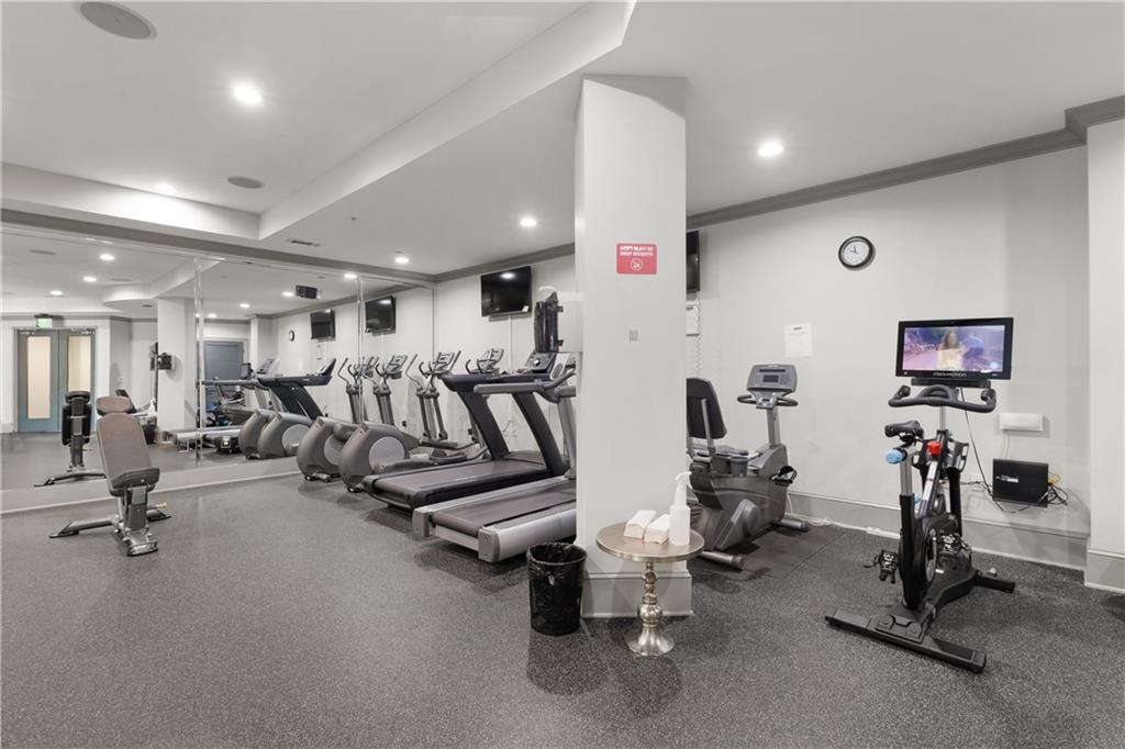 3621 VININGS SLOPE SE Unit 2516