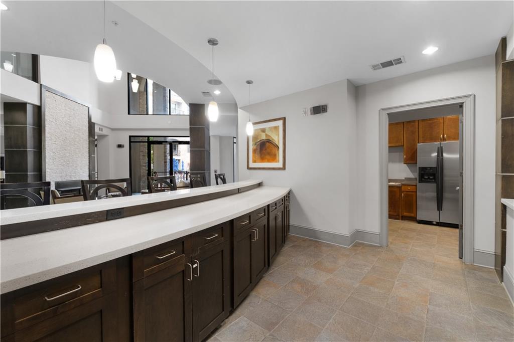 3621 VININGS SLOPE SE Unit 2516