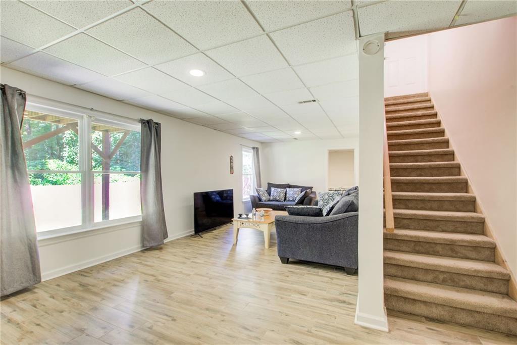 2462 Empire Forest Drive