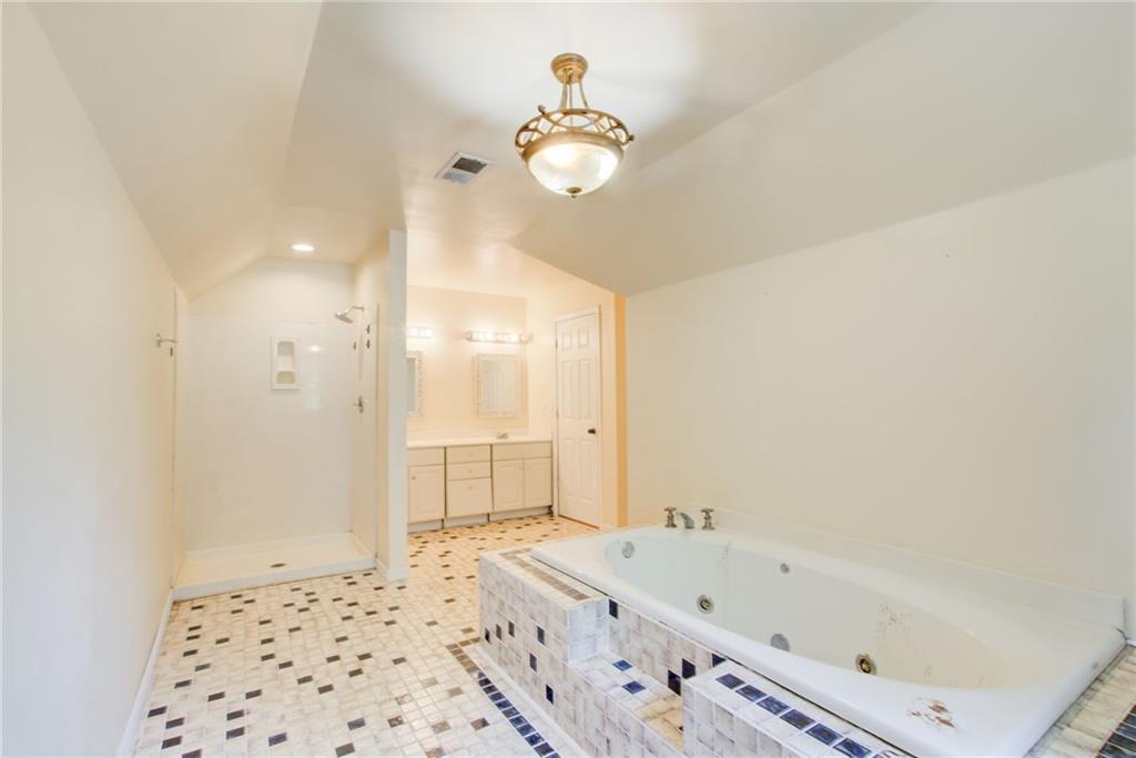 2462 Empire Forest Drive