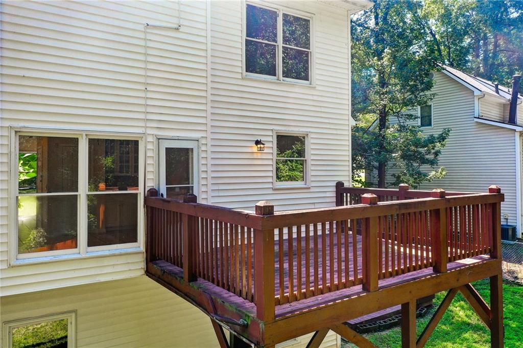 2462 Empire Forest Drive