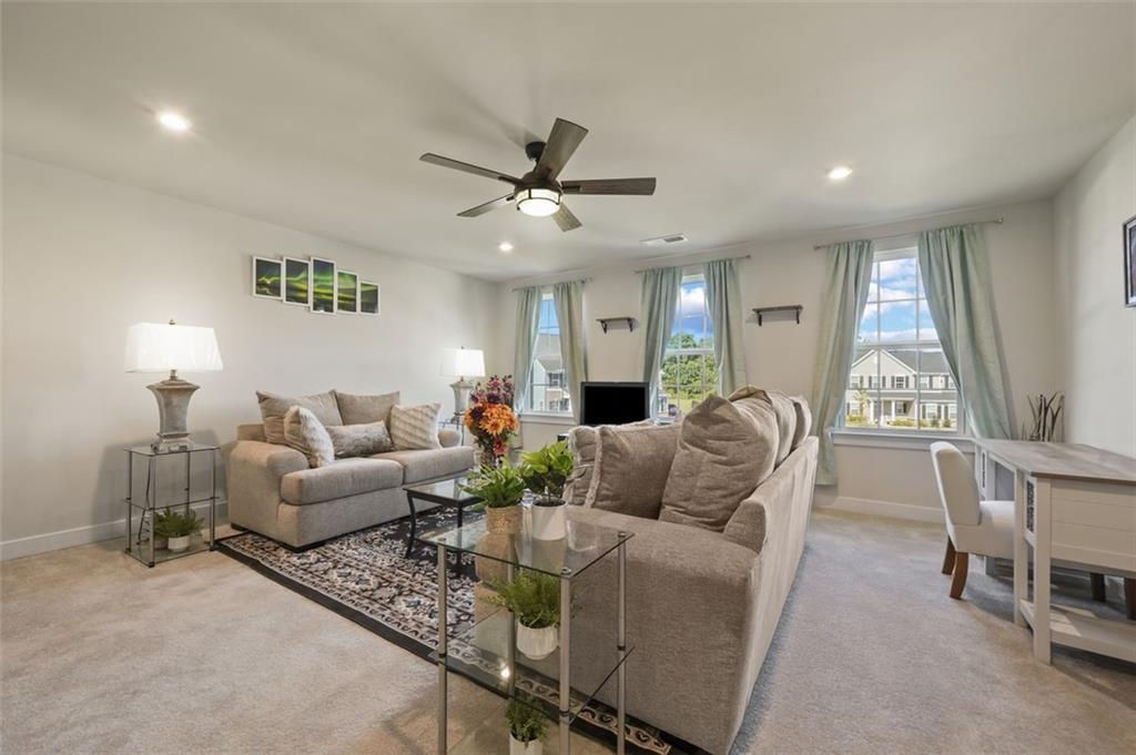 200 MARCHMONT Drive