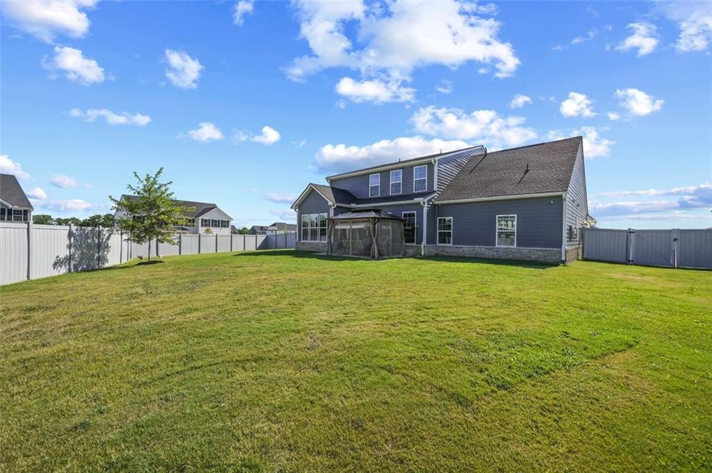 200 MARCHMONT Drive