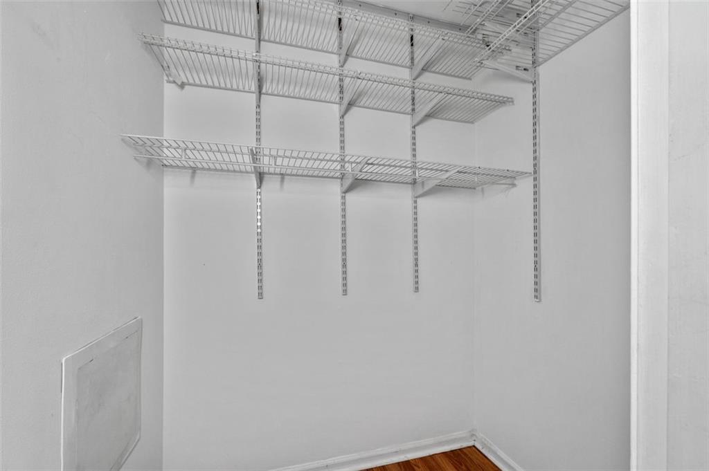 5667 KINGSPORT Drive