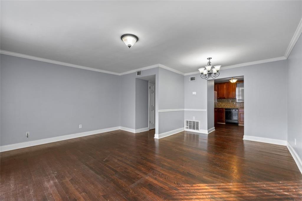 5667 KINGSPORT Drive