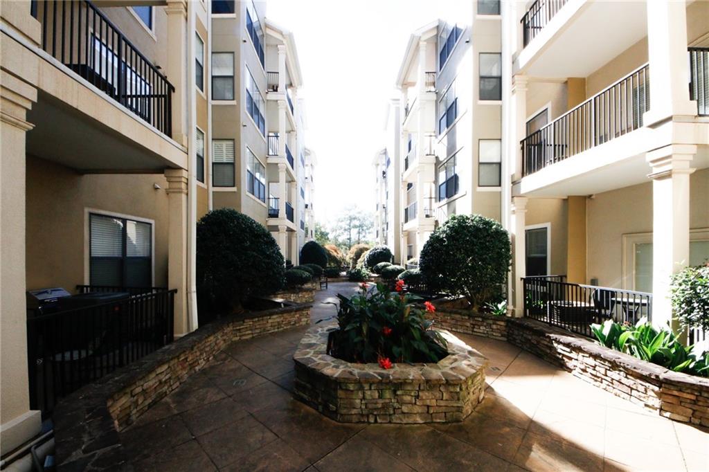799 Hammond Drive Unit 116