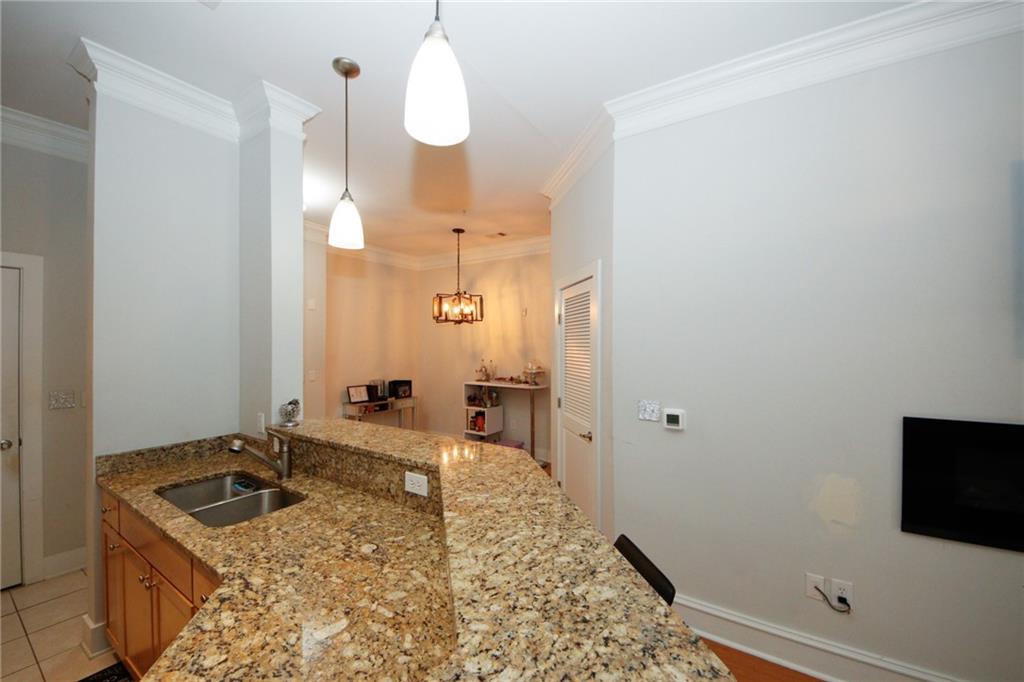 799 Hammond Drive Unit 116