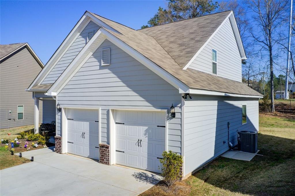 516 Grand Magnolia Street