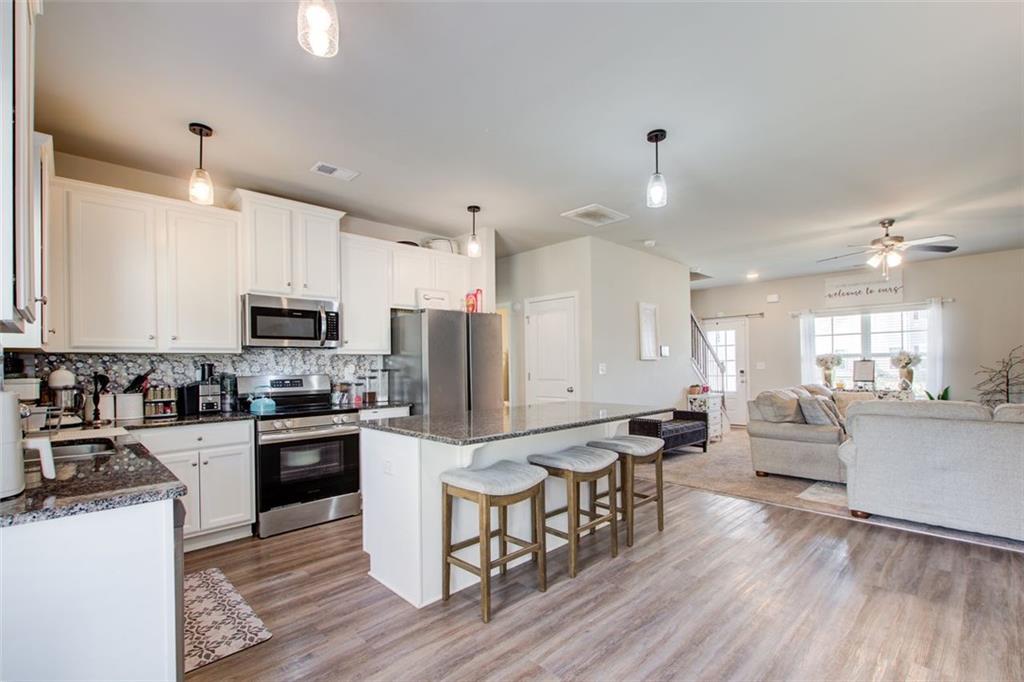 516 Grand Magnolia Street