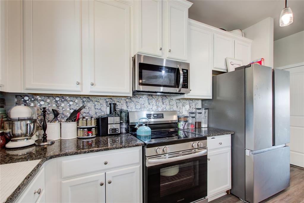 516 Grand Magnolia Street