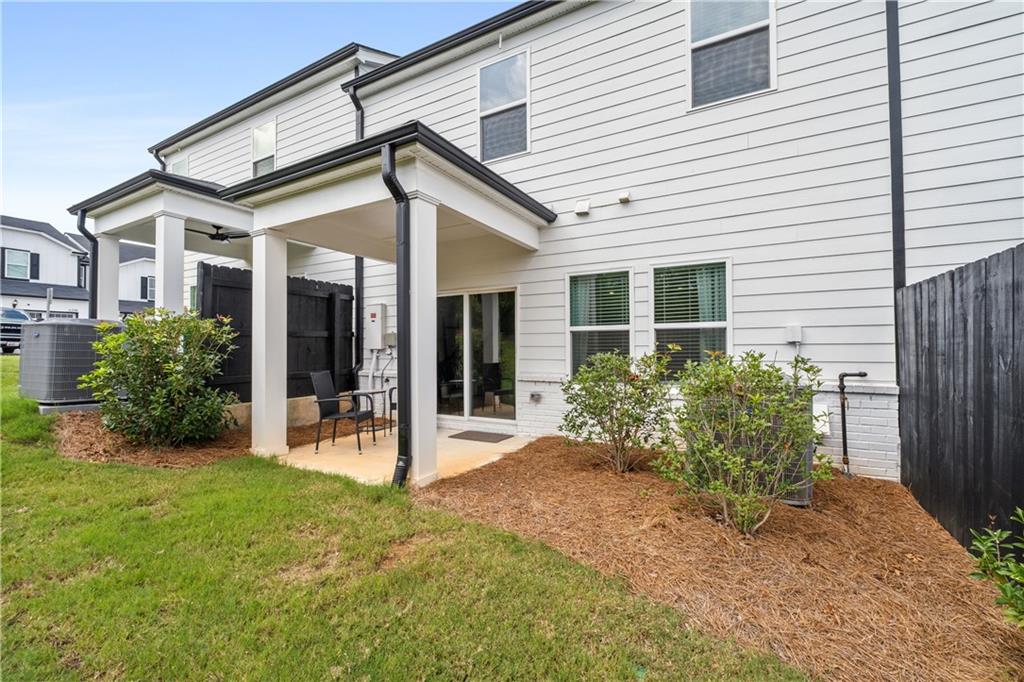 1729 HYSSOP Boulevard