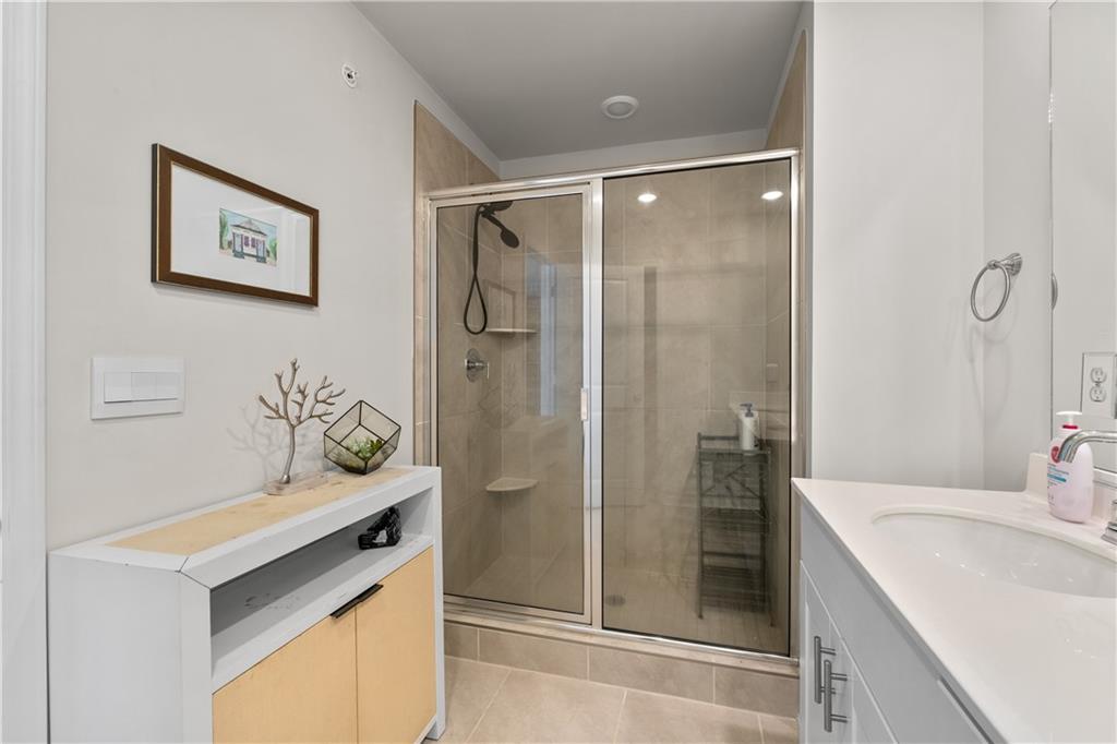 1729 HYSSOP Boulevard