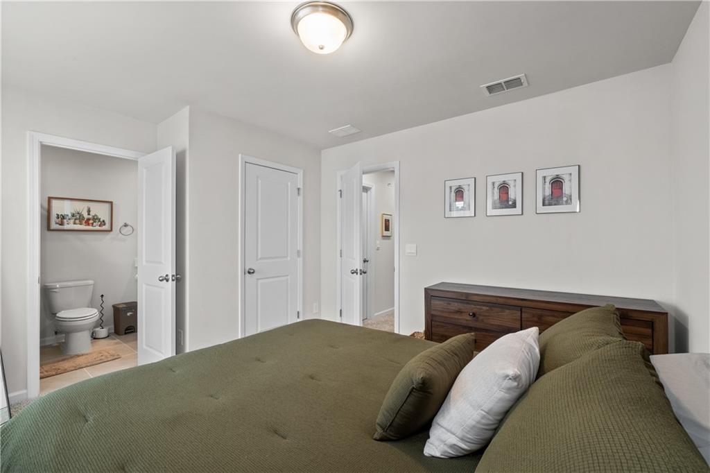 1729 HYSSOP Boulevard