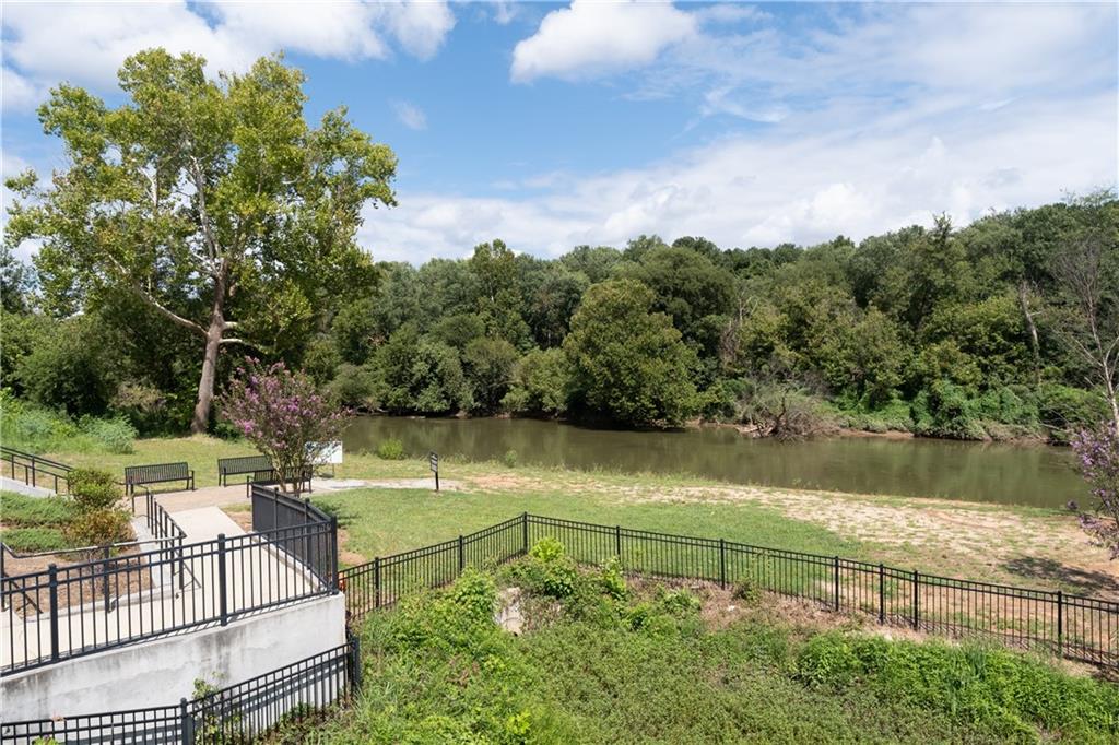 1729 HYSSOP Boulevard