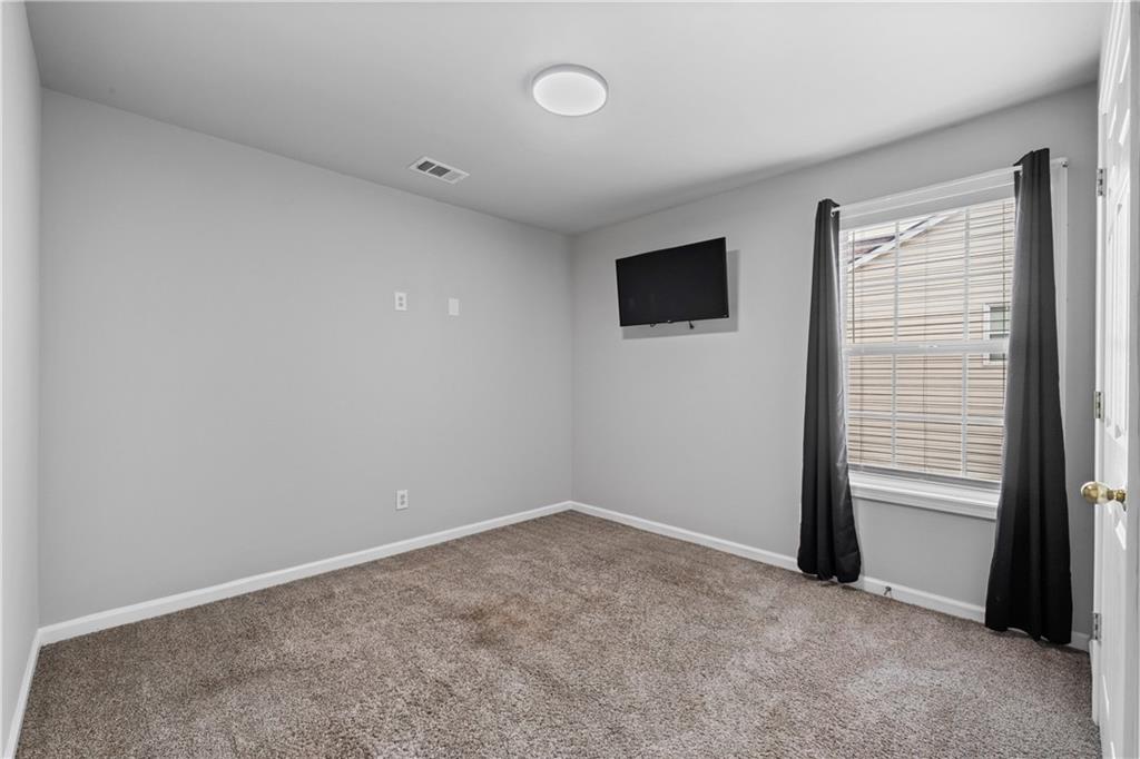 4419 Silver Ridge Way