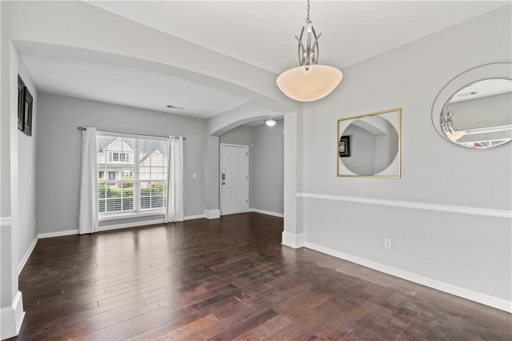 4419 Silver Ridge Way