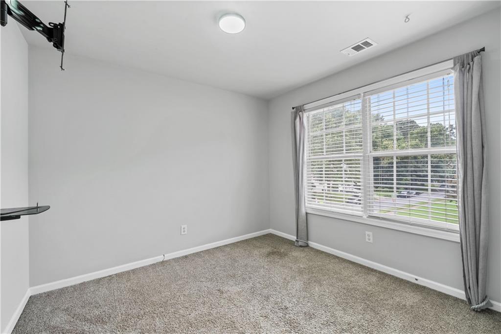 4419 Silver Ridge Way